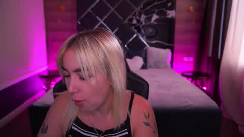 Mariella online show from October 10, 12:32 pm