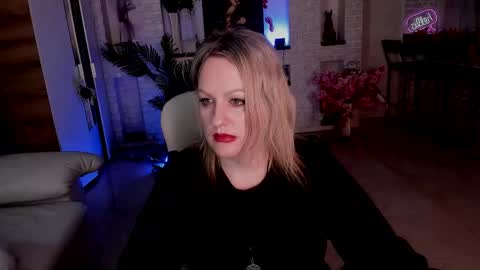 mariemlui online show from November 3, 1:37 pm