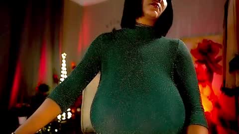 Nikita - Scroll down and read my bio please. New Pictures in Bio online show from December 21, 7:24 am