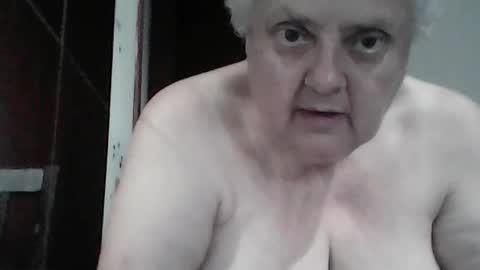 marilu64 online show from June 11, 6:49 pm