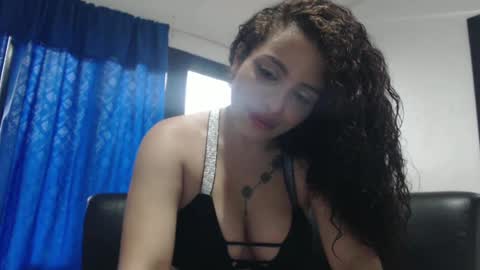 marilychick new online show from March 4, 9:11 pm