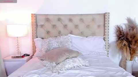 marilynrossy online show from October 12, 4:26 am