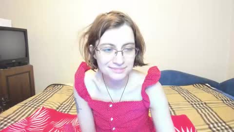 Marilyn online show from December 5, 12:30 am