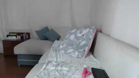 FOREVER YOURS online show from October 6, 1:33 am