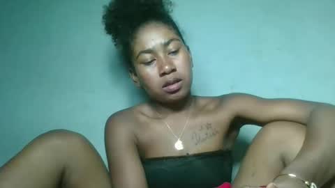 marina663 online show from November 3, 5:50 pm