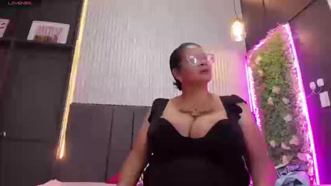 Marina  online show from October 18, 3:53 am