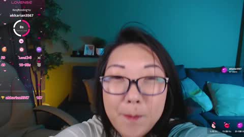 Snapshot of marine_vact chatting on December 4, 5:33 pm Marine online show from December 4, 5:33 pm