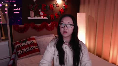 Snapshot of marine_vact chatting on December 14, 5:25 pm Marine online show from December 14, 5:25 pm