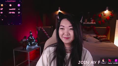 Snapshot of marine_vact chatting on December 18, 5:31 pm Marine online show from December 18, 5:31 pm