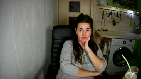 MarinettaQhot online show from January 20, 10:04 pm