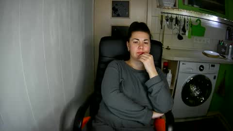 MarinettaQhot online show from February 1, 10:55 pm