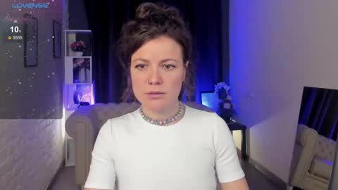 Marla online show from December 20, 1:37 pm