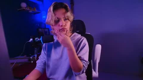 Marlena online show from February 6, 2:09 pm