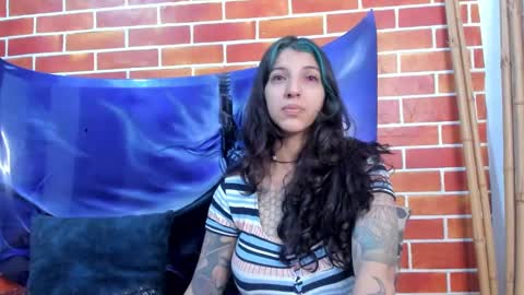 Snapshot of marllena chatting on December 28, 11:30 am mar online show from December 28, 11:30 am