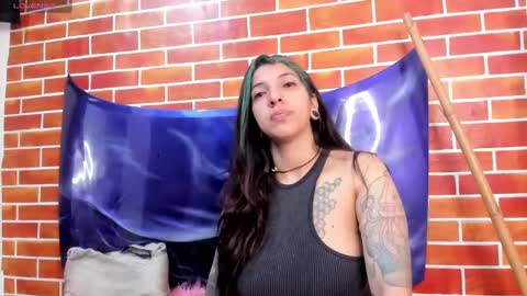 Snapshot of marllena chatting on January 20, 11:56 am mar online show from January 20, 11:56 am