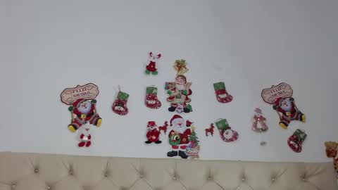 Snapshot of marlymilf6 chatting on December 3, 1:28 am Marly online show from December 3, 1:28 am