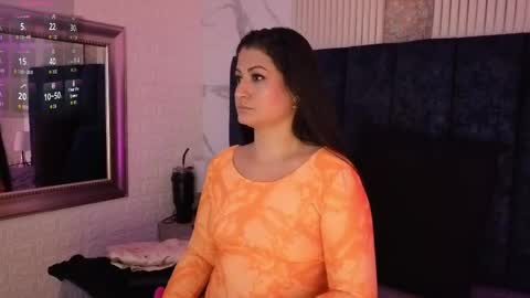 marscarlett online show from April 13, 9:21 am