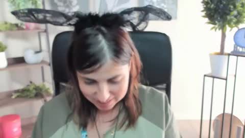 martaedams online show from September 25, 6:23 am