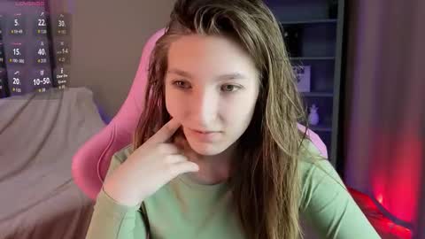 Snapshot of marthalune chatting on September 21, 10:25 am Martha online show from September 21, 10:25 am