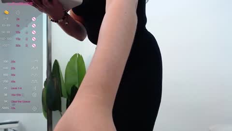 marthina thompson online show from December 11, 3:26 pm