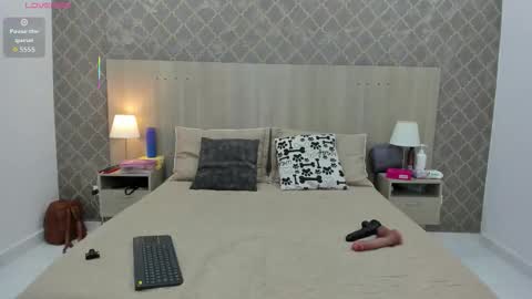 Snapshot of martina_ayala chatting on October 16, 11:24 am Martina online show from October 16, 11:24 am