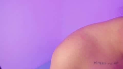 C A R O L I N A  online show from June 9, 4:28 pm