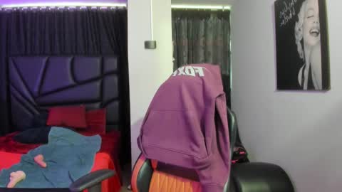   MARTINA   online show from January 5, 9:36 pm