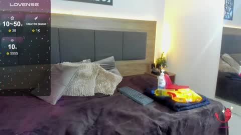  M A R T I N A  online show from January 9, 12:30 pm