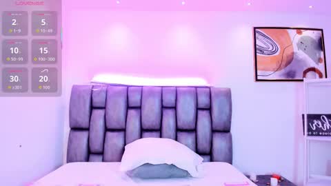 Martina online show from November 4, 11:59 am