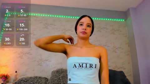 Martina Aldana online show from October 31, 1:04 pm
