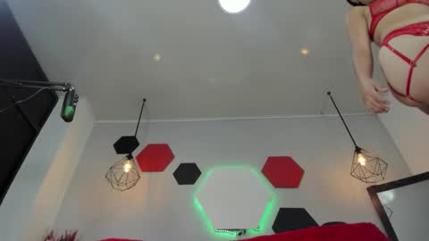 Snapshot of martinaclark chatting on November 2, 4:38 am Martina online show from November 2, 4:38 am