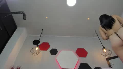 Snapshot of martinaclark chatting on October 31, 4:03 am Martina online show from October 31, 4:03 am