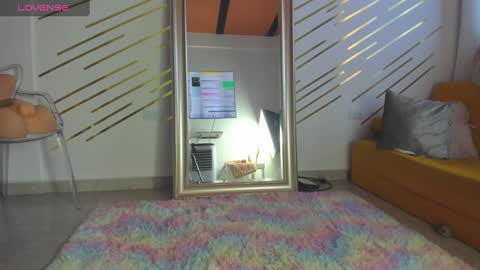 Snapshot of martinarossi chatting on January 6, 4:34 pm ... ... online show from January 6, 4:34 pm
