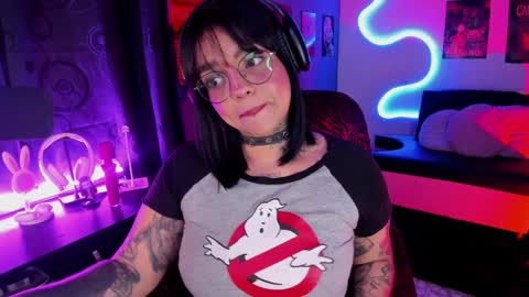 Val online show from December 21, 4:41 am