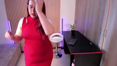 Snapshot of martinasoto chatting on February 20, 12:15 pm martinasoto online show from February 20, 12:15 pm