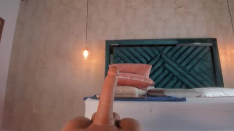 Snapshot of marttina_ruiz chatting on September 20, 8:29 pm Martina online show from September 20, 8:29 pm