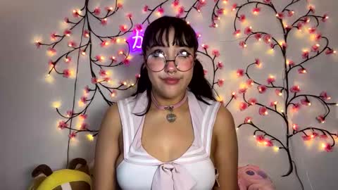 Snapshot of maru__chan chatting on October 6, 2:28 am Maru online show from October 6, 2:28 am