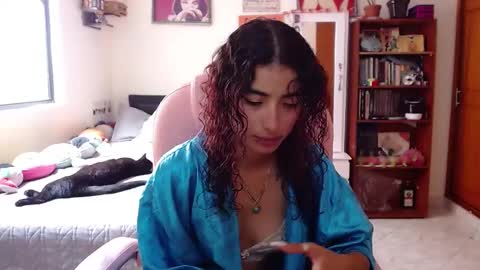 mary online show from February 22, 7:54 pm