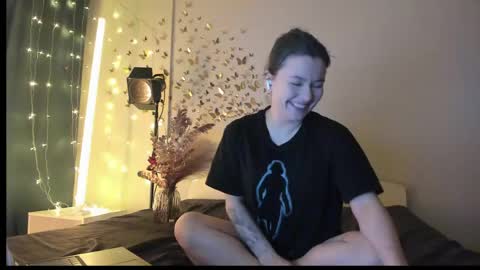 Julia online show from April 27, 8:39 pm