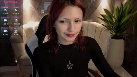 Snapshot of mary_luxx_tp chatting on October 14, 3:09 am mary_luxx_tp online show from October 14, 3:09 am