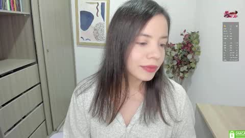 Snapshot of mary_mae chatting on September 19, 2:32 am Girl of your dreams online show from September 19, 2:32 am