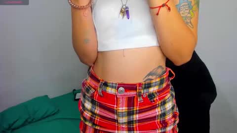 Snapshot of mary_magic chatting on September 10, 5:51 am mary_magic online show from September 10, 5:51 am