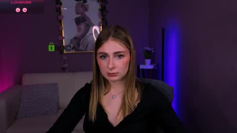 Mary online show from January 7, 8:12 pm