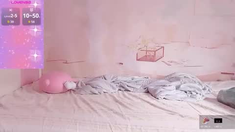 mary_uu online show from November 4, 6:07 am