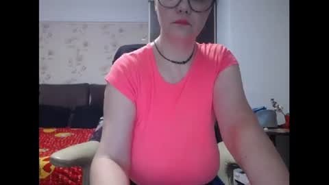 Mary online show from January 8, 3:51 am