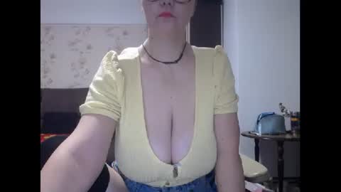 Mary online show from January 6, 3:53 am