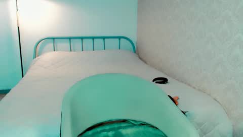 Anna online show from March 2, 5:08 am