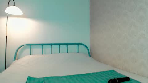 Anna online show from February 3, 6:22 am