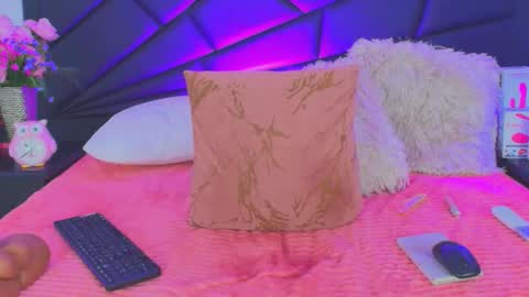       online show from November 29, 10:36 pm