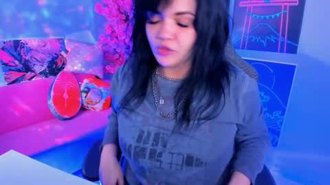 Mary online show from October 15, 11:29 pm